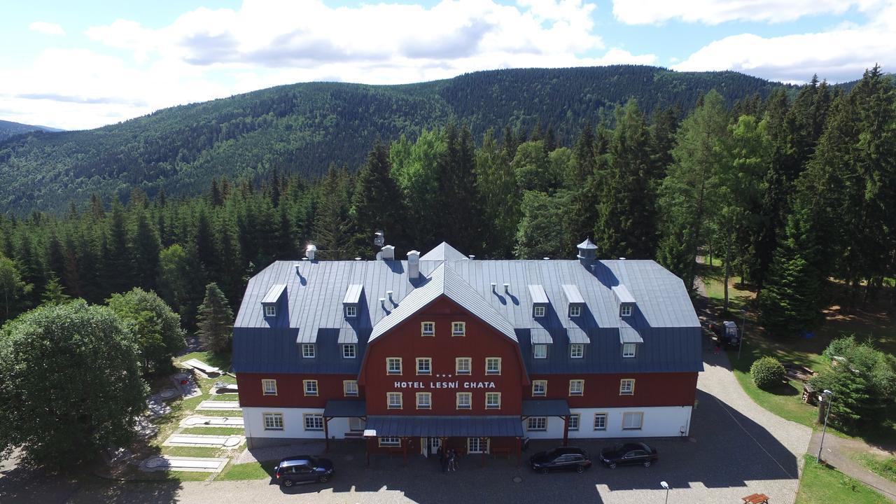 Hotel Lesni Chata Kořenov Kültér fotó